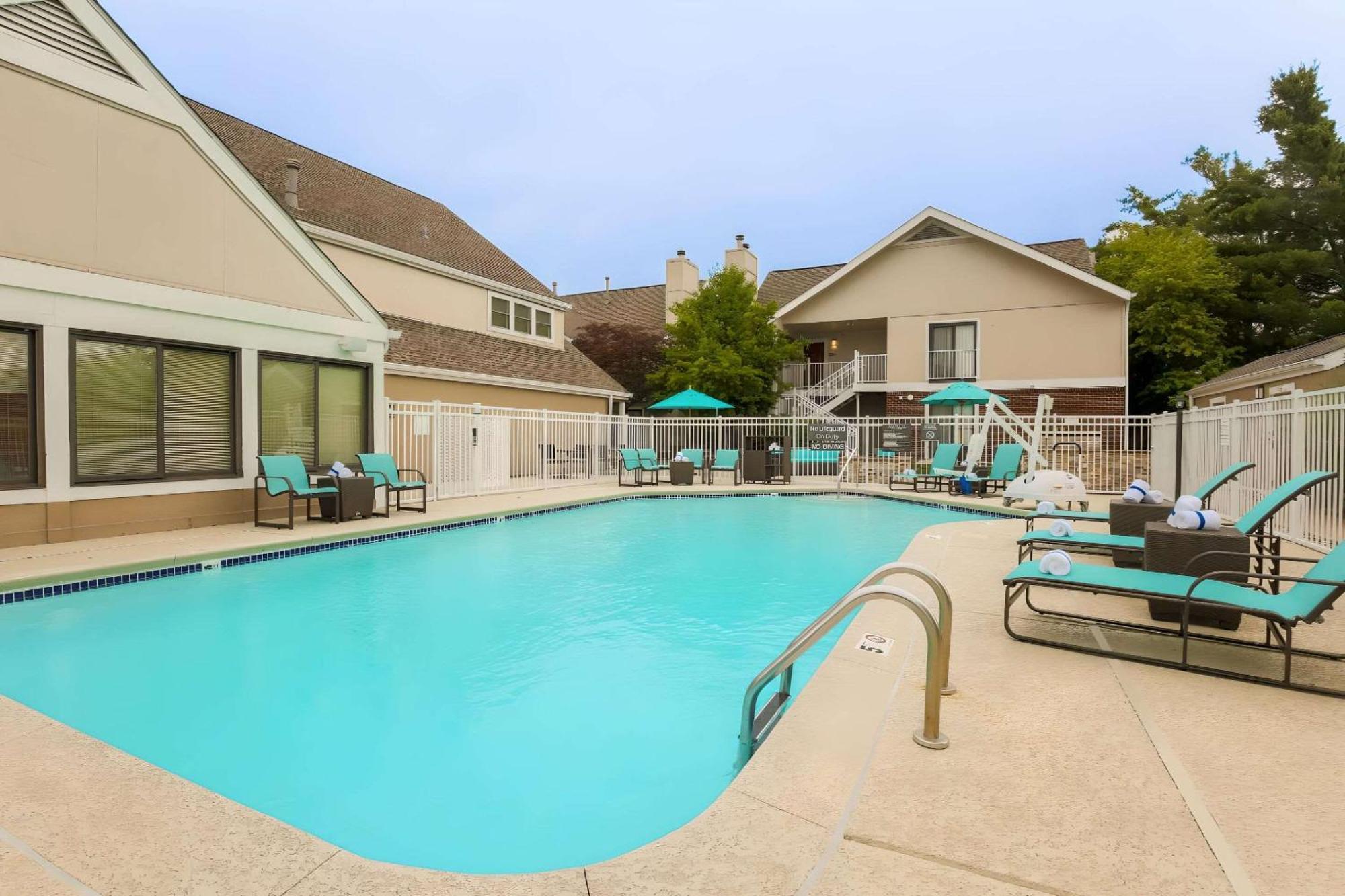 Mainstay Suites St Louis - Galleria Richmond Heights Eksteriør billede