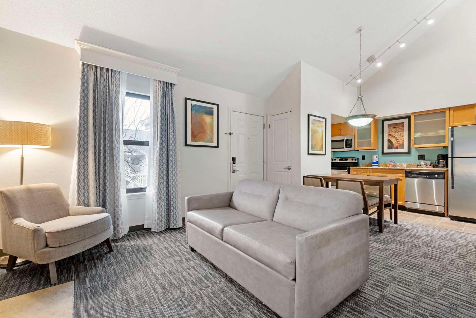 Mainstay Suites St Louis - Galleria Richmond Heights Eksteriør billede