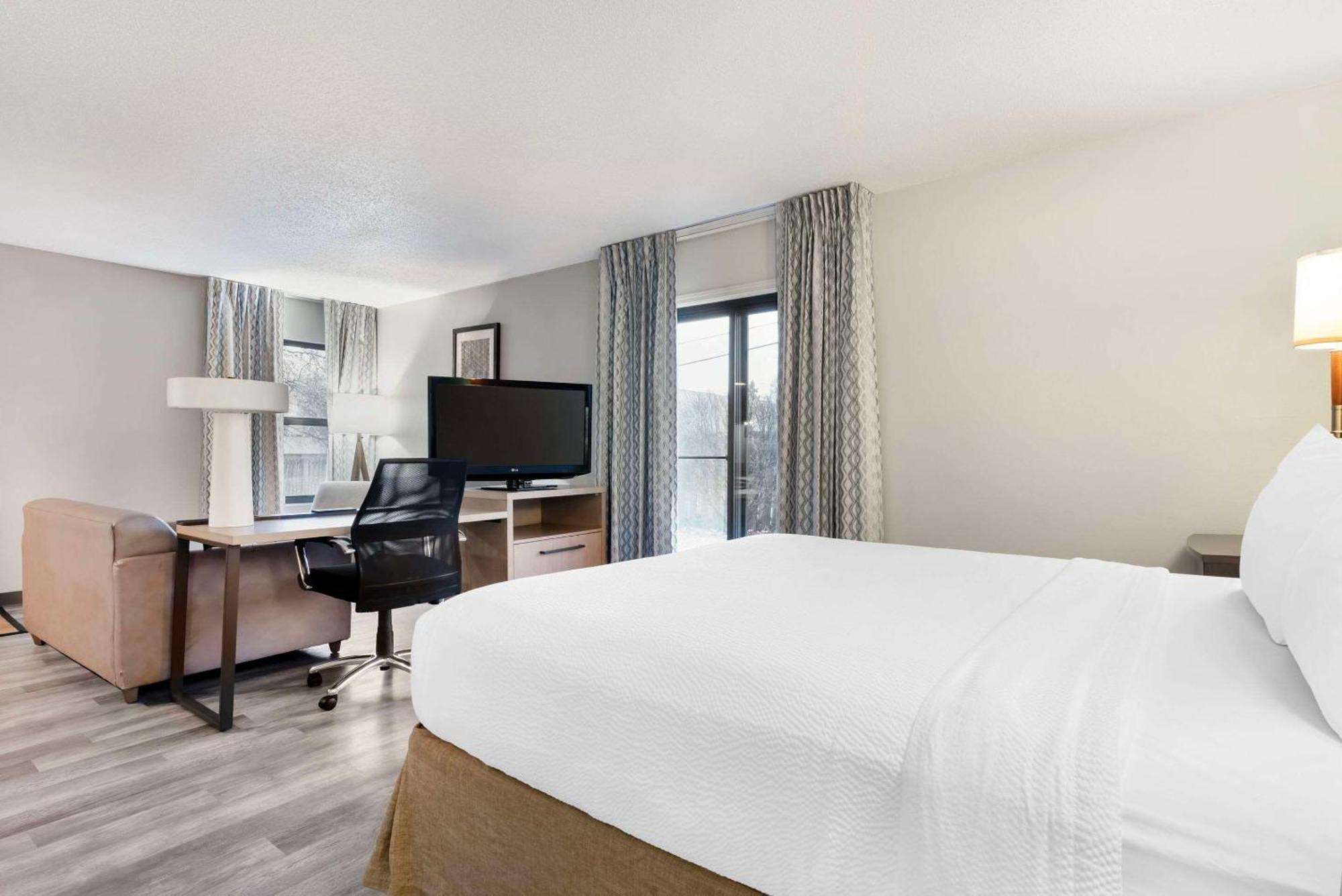 Mainstay Suites St Louis - Galleria Richmond Heights Eksteriør billede